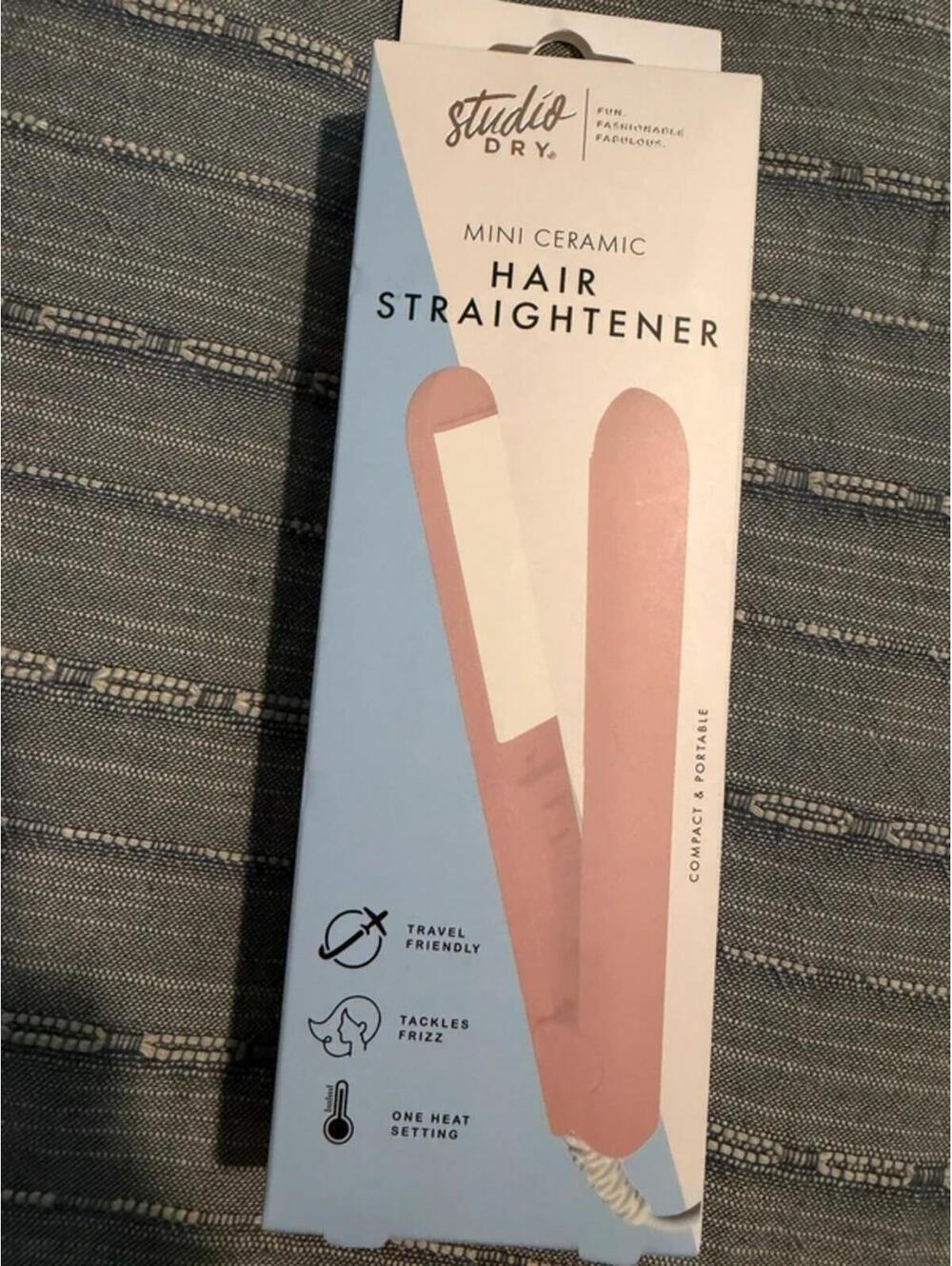 Studio Dry pink mini ceramic hair straightener